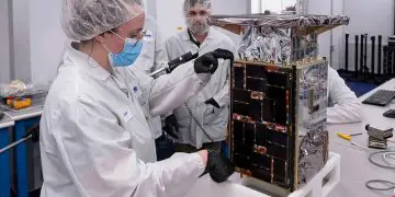 NASA, Despite lost contact, there is still hope for the $32.7 million Capstone spacecraft headed for testing moon orbit