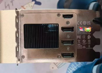 So here comes the first images of an 800W, quad-slot Nvidia Titan RTX Ada